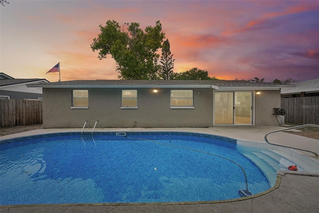 For Sale: $399,900 (3 beds, 2 baths, 1430 Square Feet)
