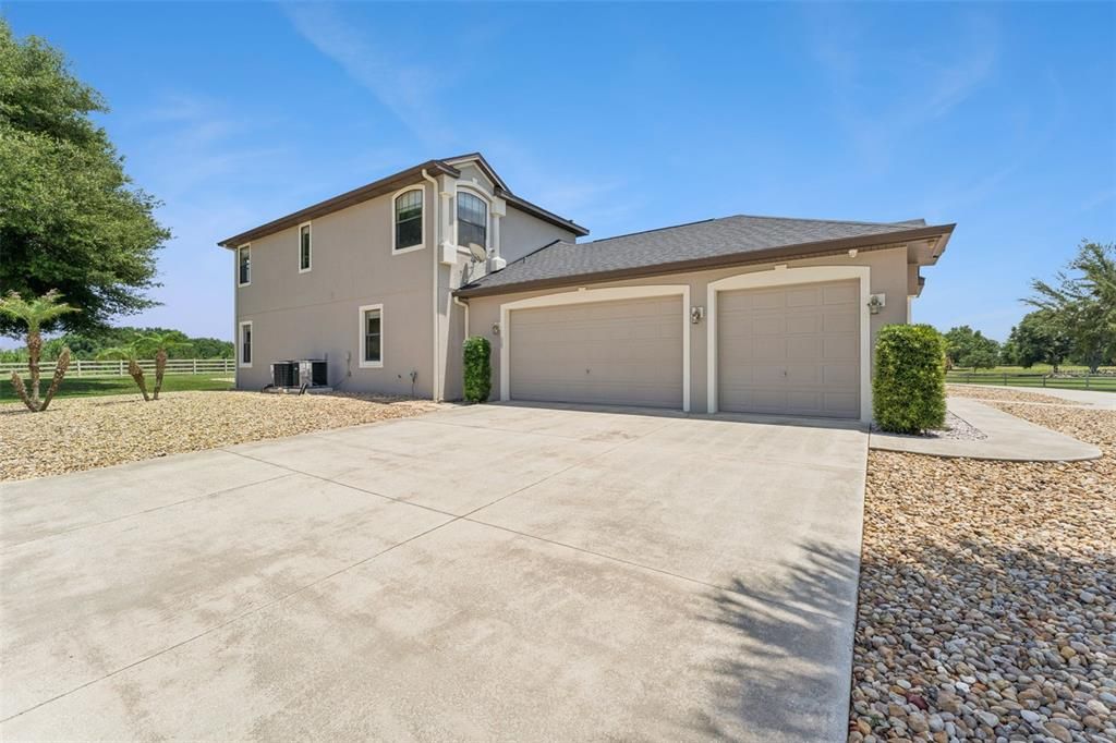 For Sale: $1,449,900 (5 beds, 4 baths, 4236 Square Feet)