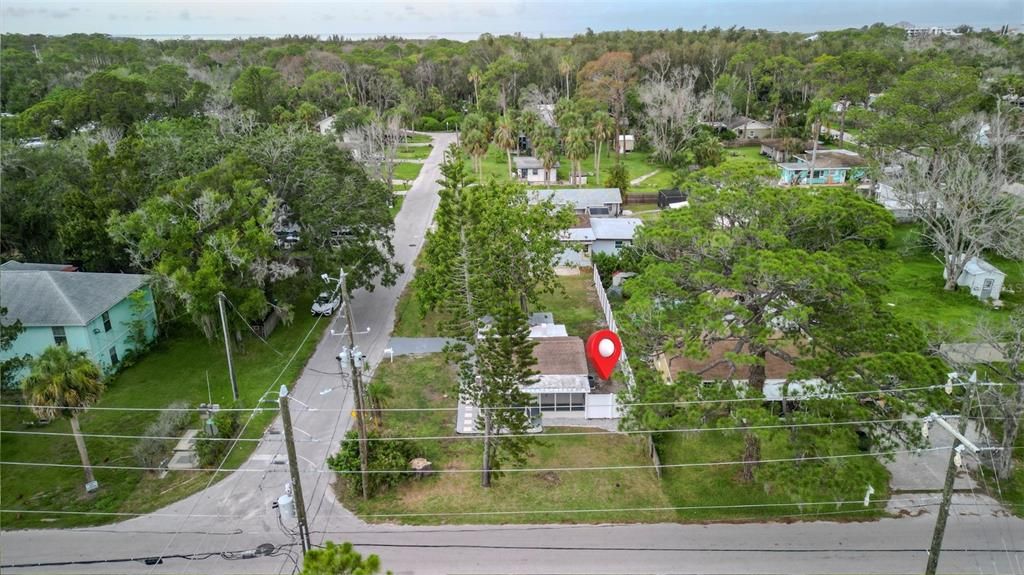 For Sale: $155,999 (2 beds, 1 baths, 780 Square Feet)
