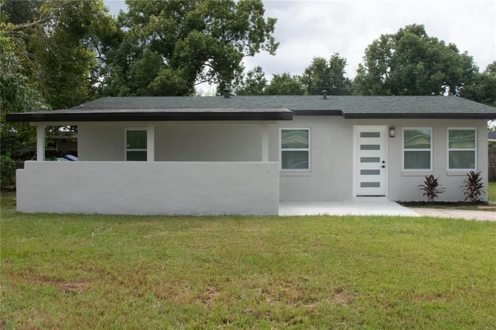 For Sale: $290,000 (3 beds, 2 baths, 1000 Square Feet)