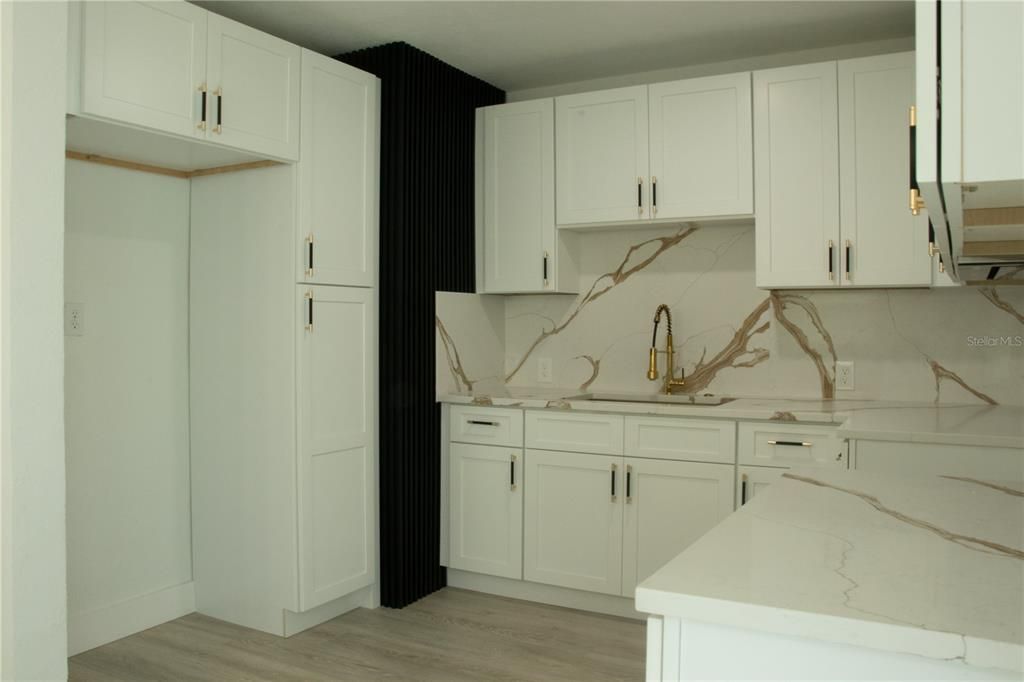 For Sale: $290,000 (3 beds, 2 baths, 1000 Square Feet)