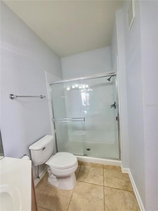 В аренду: $2,000 (3 спален, 2 ванн, 1247 Квадратных фут)