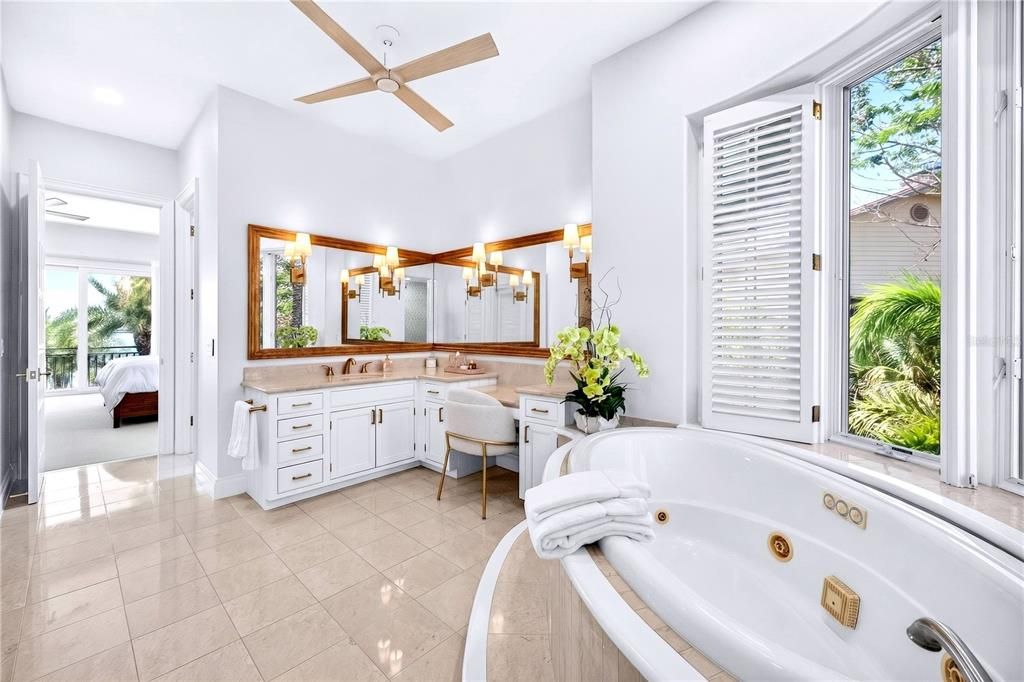 En Venta: $7,775,000 (4 camas, 4 baños, 5138 Pies cuadrados)