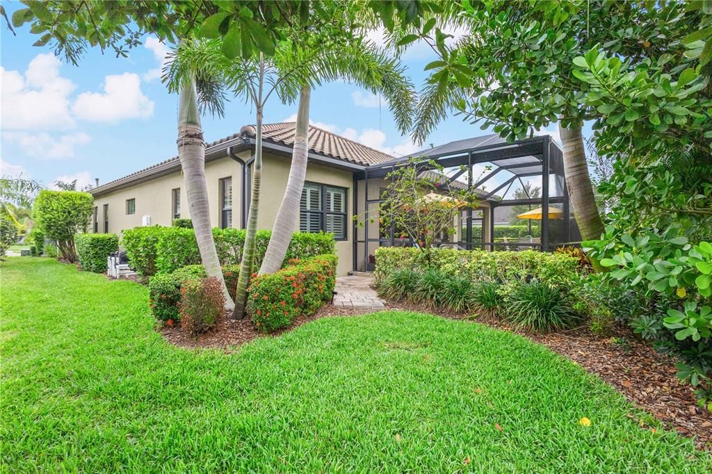 En Venta: $874,000 (4 camas, 3 baños, 2683 Pies cuadrados)