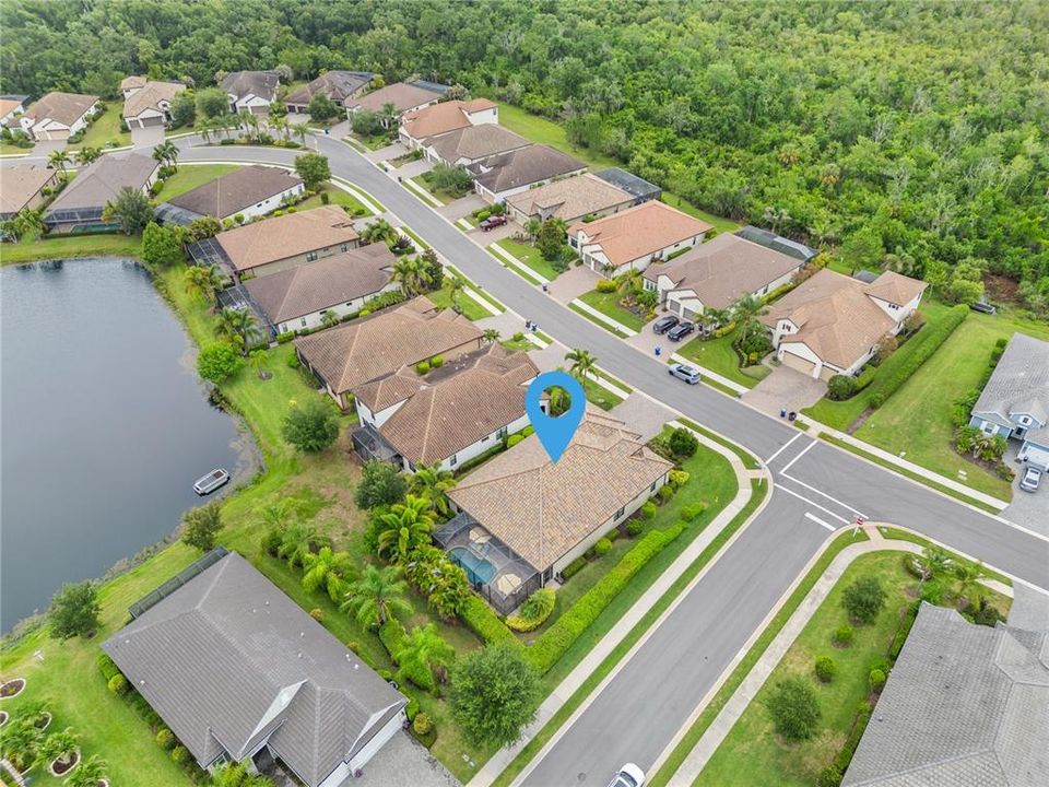 En Venta: $874,000 (4 camas, 3 baños, 2683 Pies cuadrados)