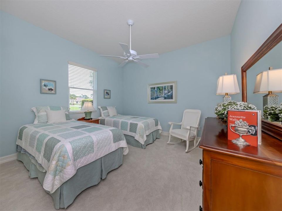 For Sale: $1,199,000 (3 beds, 3 baths, 3421 Square Feet)