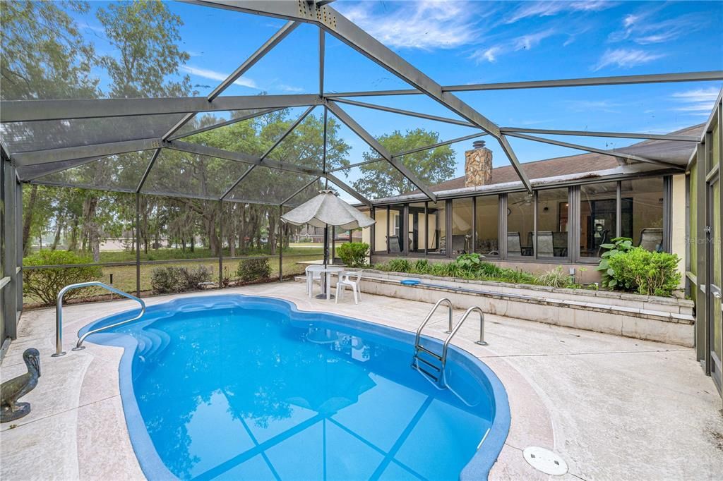 For Sale: $348,000 (3 beds, 2 baths, 1790 Square Feet)