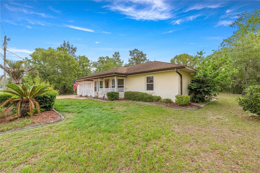 For Sale: $348,000 (3 beds, 2 baths, 1790 Square Feet)