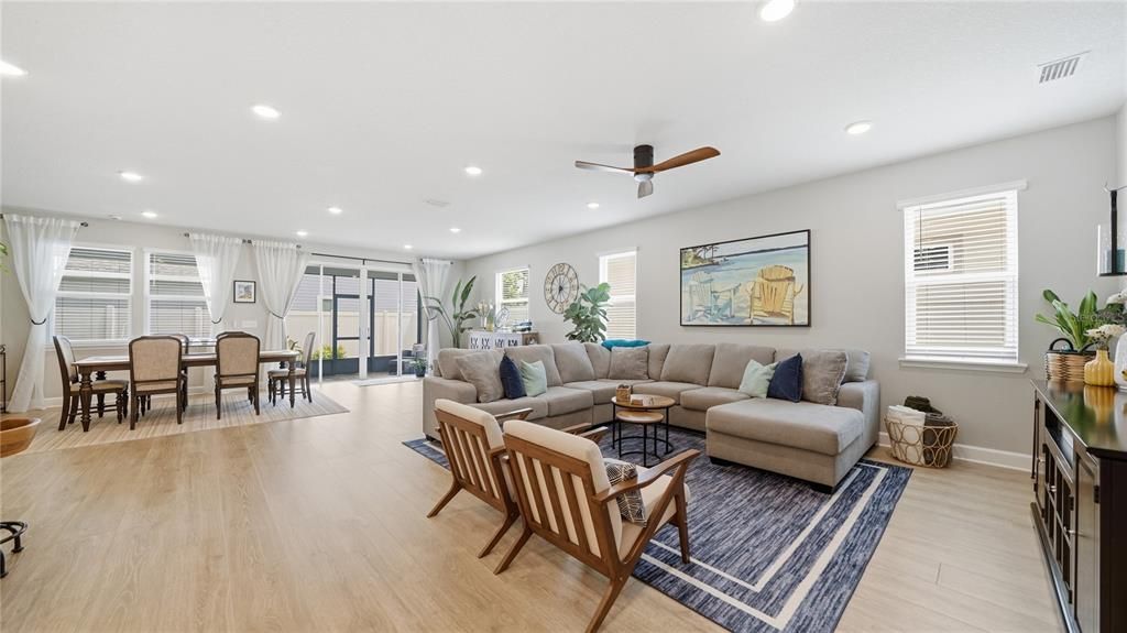 For Sale: $619,900 (3 beds, 2 baths, 2142 Square Feet)