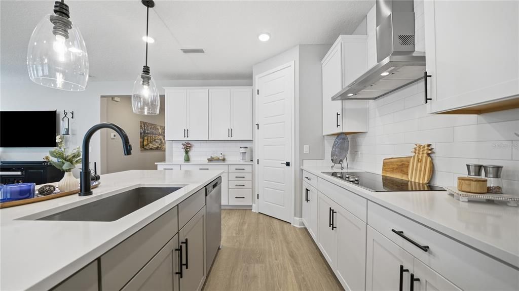 For Sale: $619,900 (3 beds, 2 baths, 2142 Square Feet)