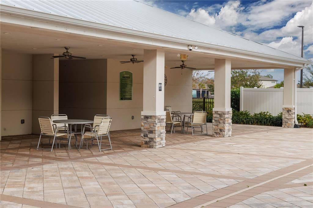 For Sale: $395,000 (4 beds, 2 baths, 1918 Square Feet)