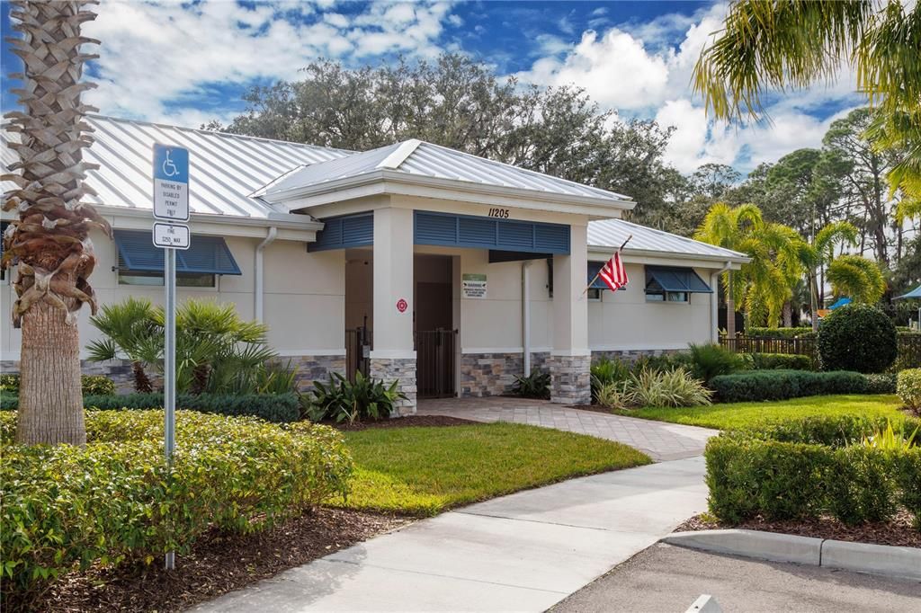 For Sale: $395,000 (4 beds, 2 baths, 1918 Square Feet)