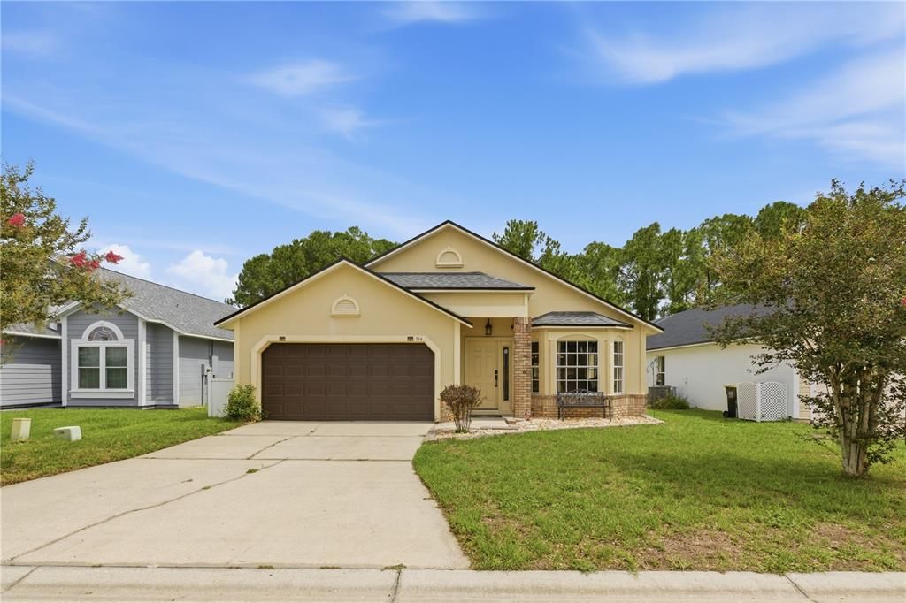 For Sale: $339,900 (3 beds, 2 baths, 1682 Square Feet)