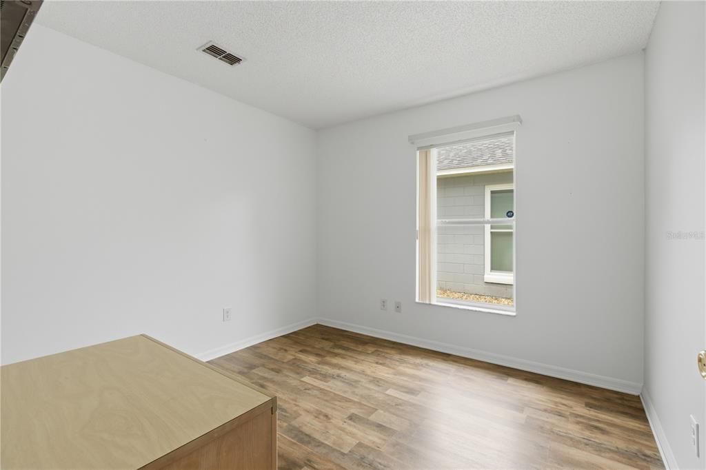 For Sale: $339,900 (3 beds, 2 baths, 1682 Square Feet)