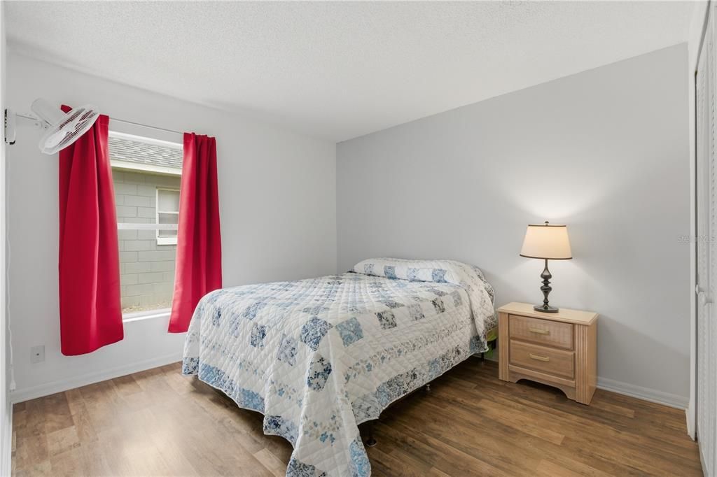 For Sale: $339,900 (3 beds, 2 baths, 1682 Square Feet)