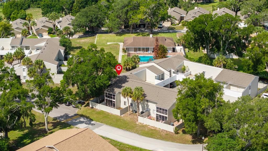 For Sale: $198,000 (2 beds, 2 baths, 1087 Square Feet)