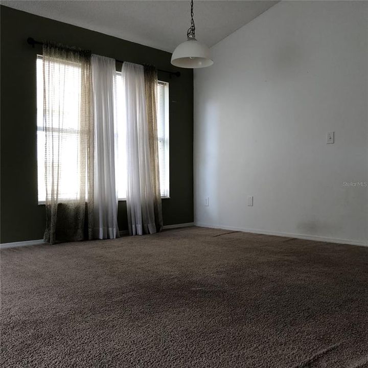 En Renta: $2,380 (3 camas, 2 baños, 1677 Pies cuadrados)