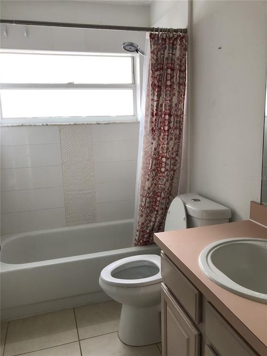 En Renta: $2,380 (3 camas, 2 baños, 1677 Pies cuadrados)