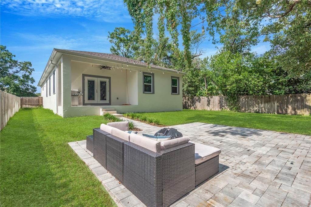 На продажу: $529,900 (3 спален, 2 ванн, 1872 Квадратных фут)
