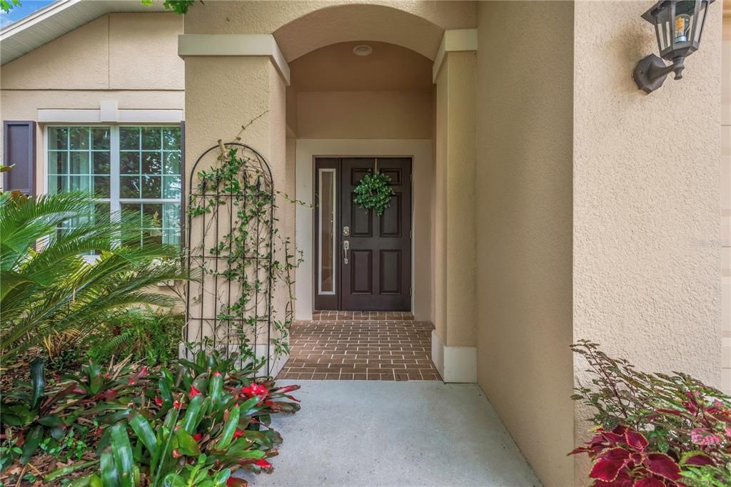 En Venta: $499,900 (5 camas, 3 baños, 2908 Pies cuadrados)