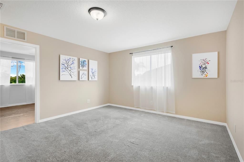 En Venta: $499,900 (5 camas, 3 baños, 2908 Pies cuadrados)
