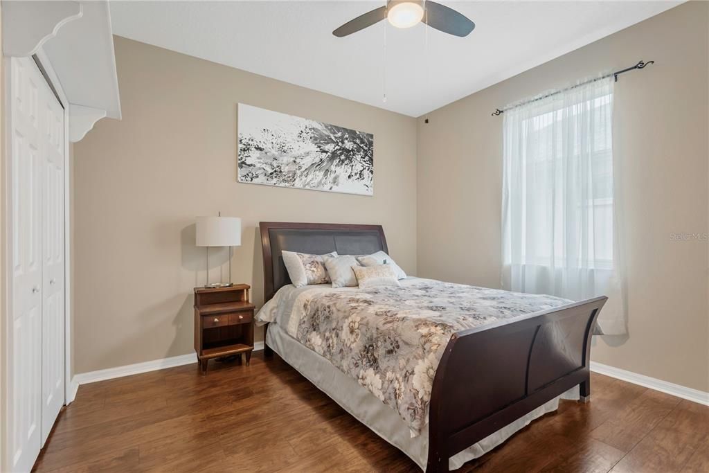 En Venta: $499,900 (5 camas, 3 baños, 2908 Pies cuadrados)