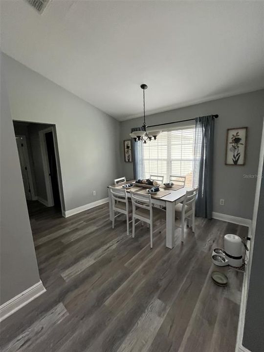 For Sale: $365,000 (4 beds, 2 baths, 1874 Square Feet)