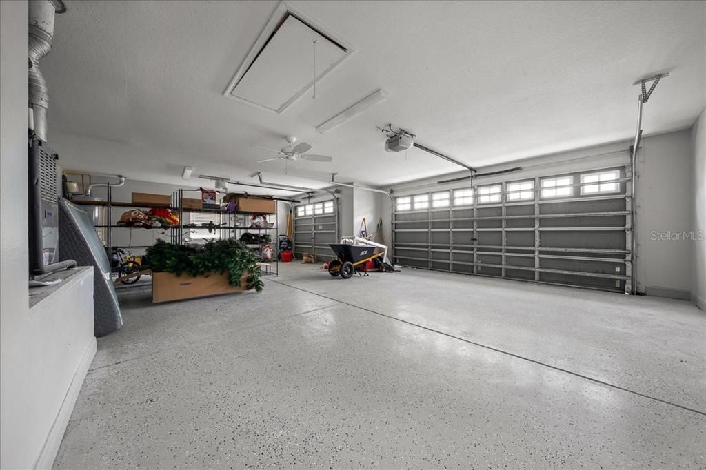 En Venta: $365,000 (4 camas, 2 baños, 1874 Pies cuadrados)