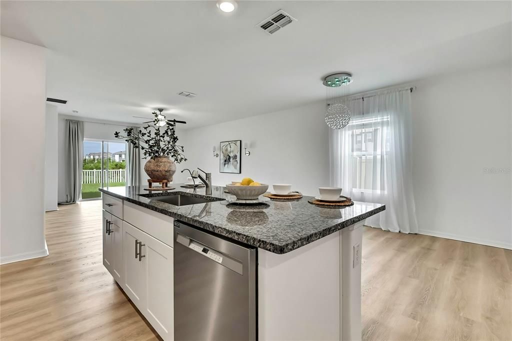For Sale: $409,000 (5 beds, 2 baths, 2389 Square Feet)
