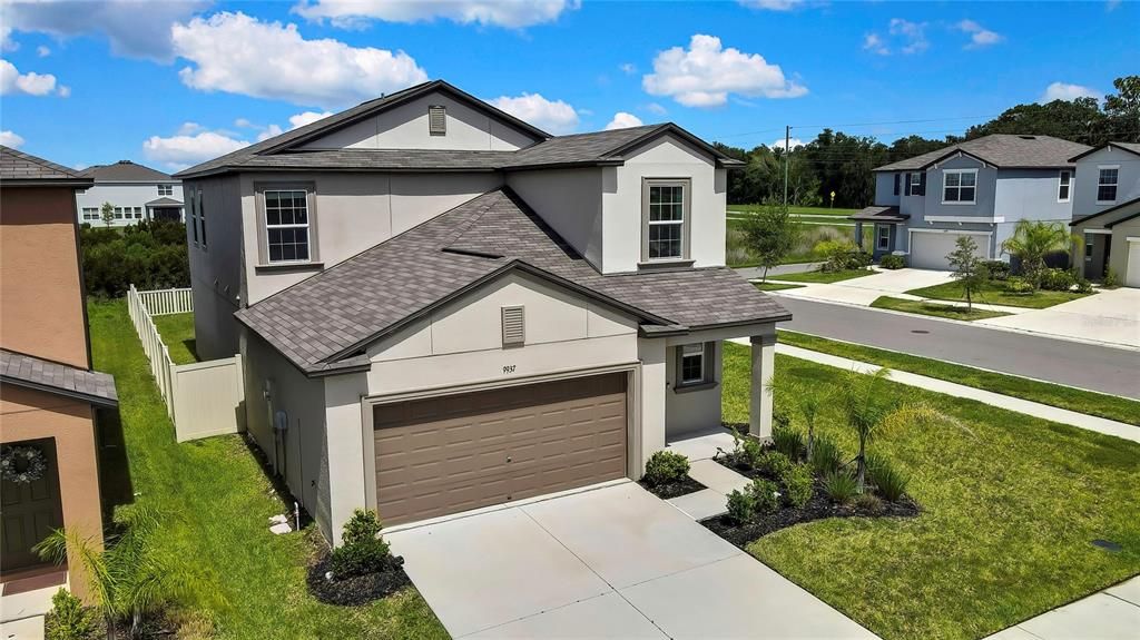 For Sale: $409,000 (5 beds, 2 baths, 2389 Square Feet)