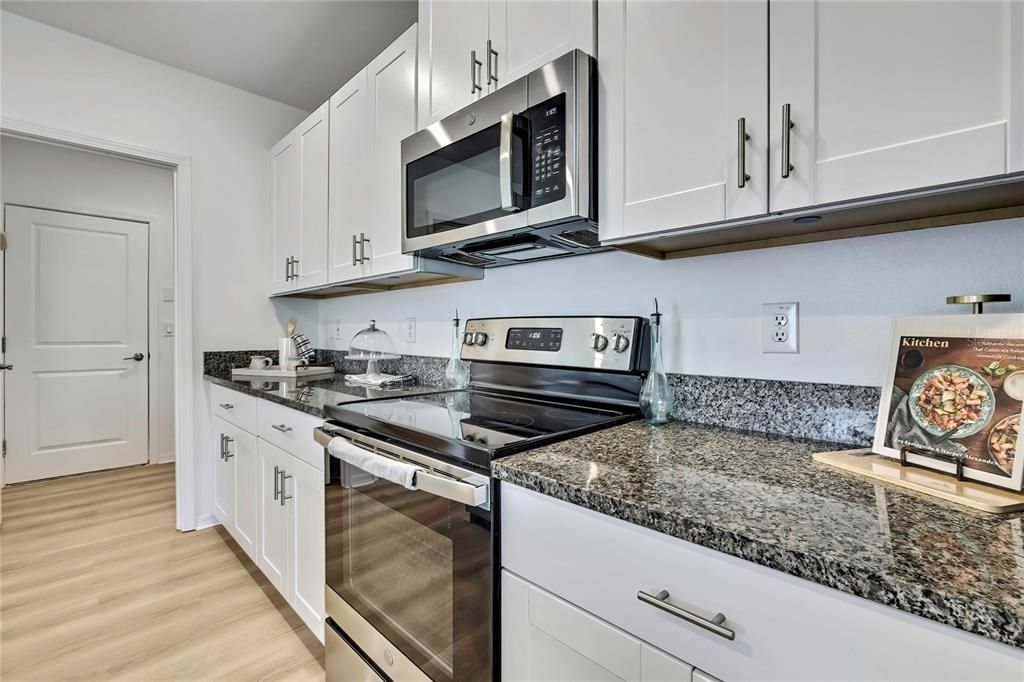 For Sale: $409,000 (5 beds, 2 baths, 2389 Square Feet)