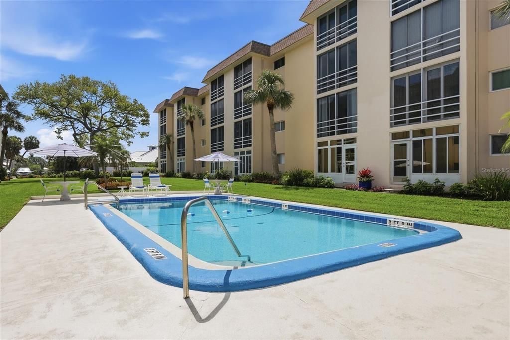 En Venta: $369,000 (2 camas, 2 baños, 1016 Pies cuadrados)