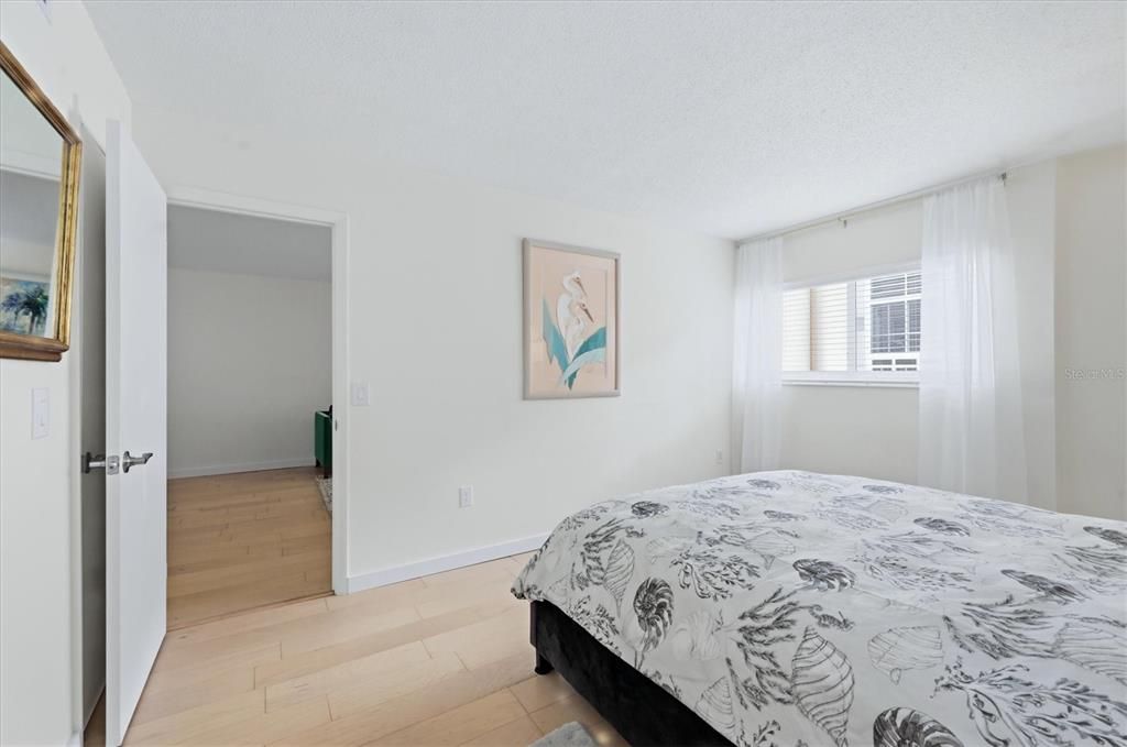 En Venta: $369,000 (2 camas, 2 baños, 1016 Pies cuadrados)