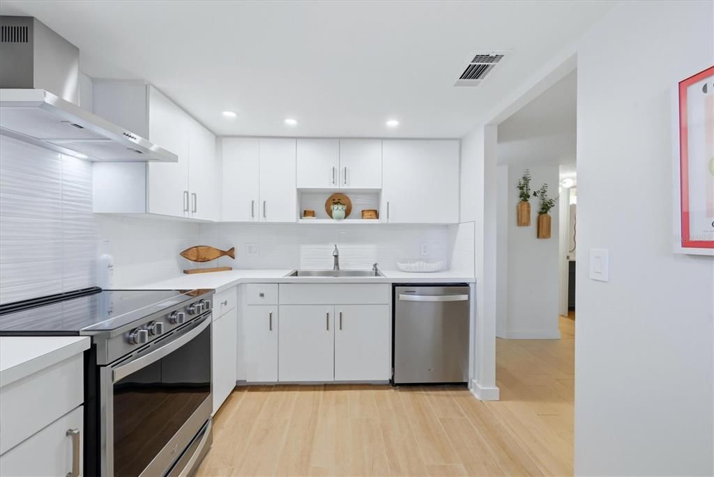 En Venta: $369,000 (2 camas, 2 baños, 1016 Pies cuadrados)