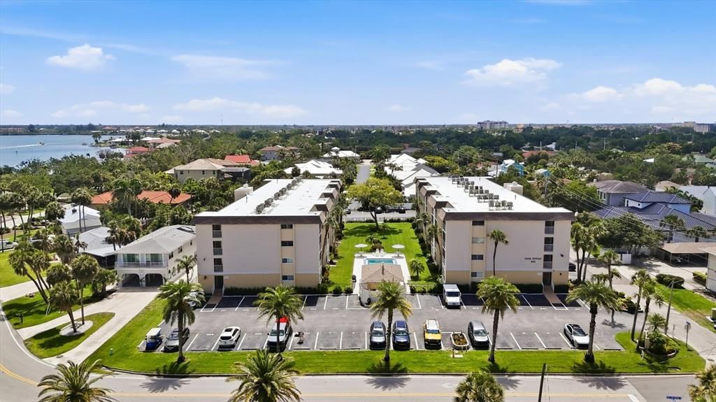 En Venta: $369,000 (2 camas, 2 baños, 1016 Pies cuadrados)