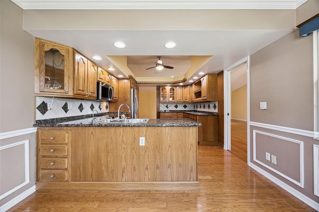Active With Contract: $289,900 (3 beds, 2 baths, 1853 Square Feet)