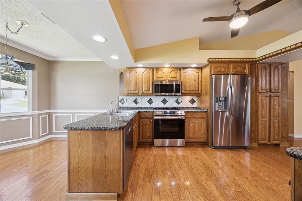 Active With Contract: $289,900 (3 beds, 2 baths, 1853 Square Feet)