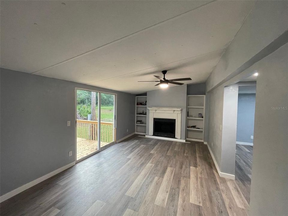 For Rent: $1,800 (3 beds, 2 baths, 1344 Square Feet)