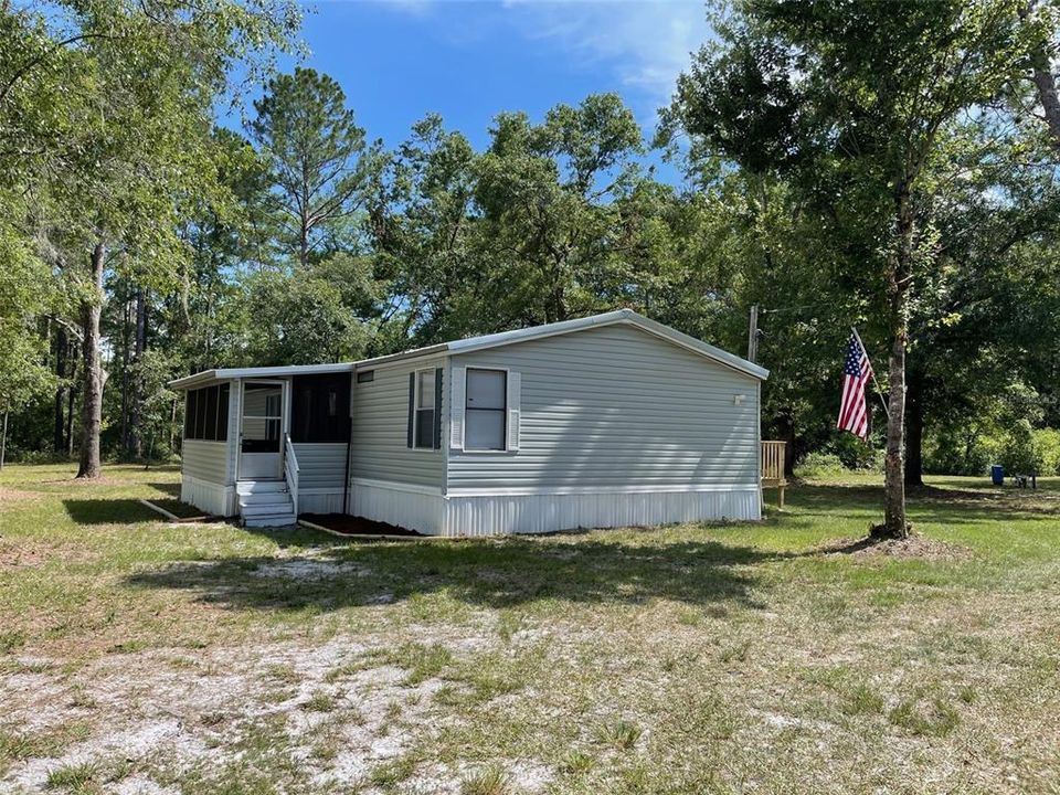 For Rent: $1,800 (3 beds, 2 baths, 1344 Square Feet)