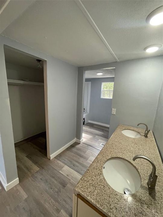 For Rent: $1,800 (3 beds, 2 baths, 1344 Square Feet)