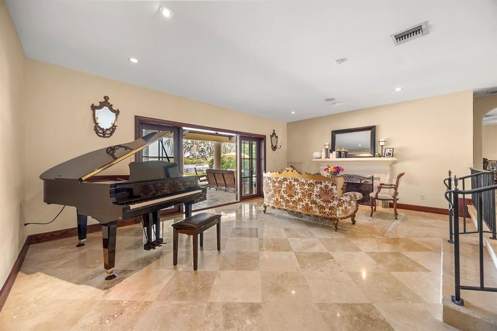 For Sale: $1,395,000 (3 beds, 3 baths, 3362 Square Feet)