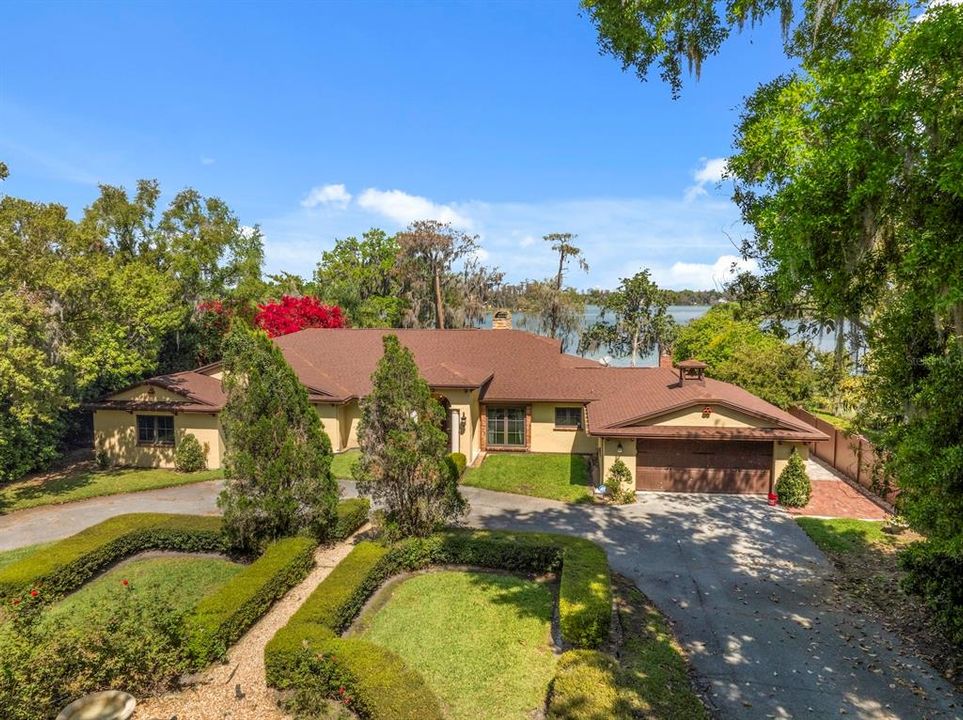 For Sale: $1,395,000 (3 beds, 3 baths, 3362 Square Feet)
