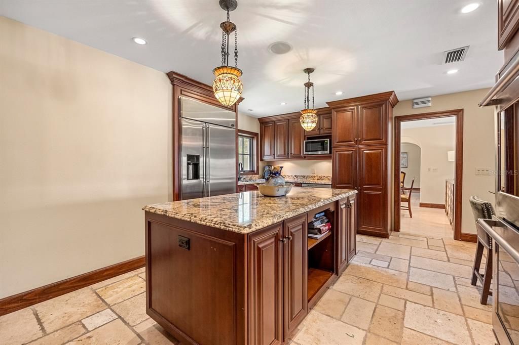 For Sale: $1,395,000 (3 beds, 3 baths, 3362 Square Feet)