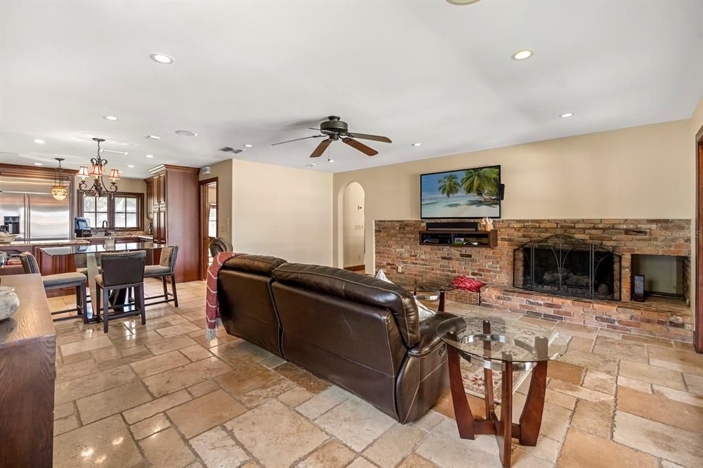 For Sale: $1,395,000 (3 beds, 3 baths, 3362 Square Feet)