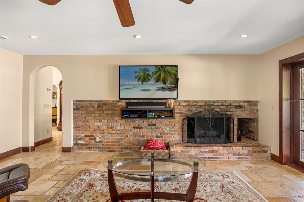 For Sale: $1,395,000 (3 beds, 3 baths, 3362 Square Feet)