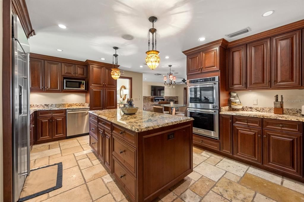 For Sale: $1,395,000 (3 beds, 3 baths, 3362 Square Feet)