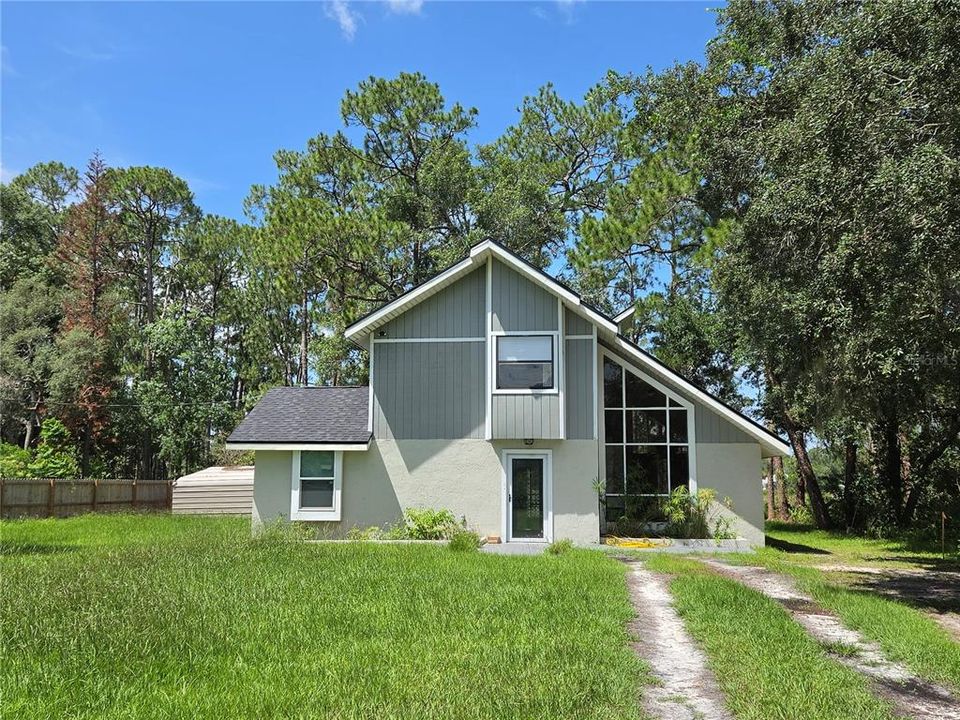 For Sale: $369,000 (3 beds, 2 baths, 1421 Square Feet)