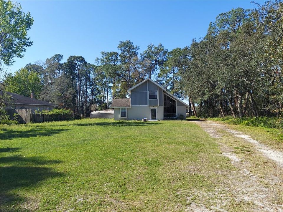 For Sale: $369,000 (3 beds, 2 baths, 1421 Square Feet)