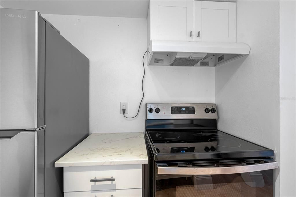 For Rent: $1,200 (1 beds, 1 baths, 626 Square Feet)