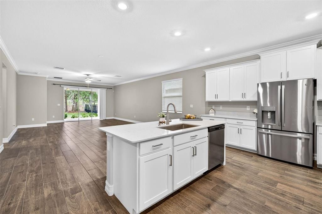 For Rent: $3,000 (3 beds, 2 baths, 2145 Square Feet)